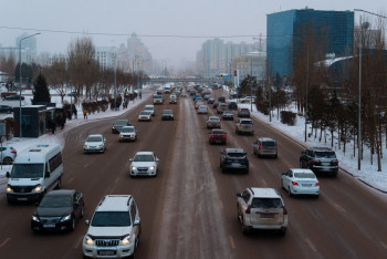 Фотография к новости: В Казахстане водителей авто на газе будут штрафовать за неустановку специального знака