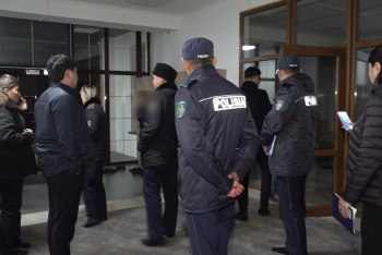 Фотография к новости: Избивают и наказывают: подросток позвонил в полицию и рассказал о насилии в Алматы