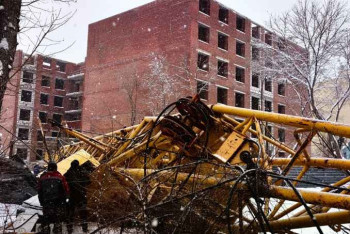 Фотография к новости: Упал башенный кран, крановщик погиб в Костанае
