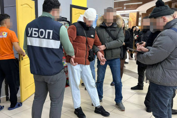 Фотография к новости: Вооружённого вымогателя задержали в Петропавловске