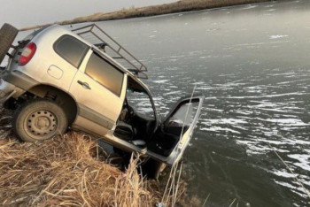 Фотография к новости: Женщину придавило автомобилем в Павлодарской области