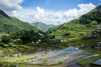 Мощное землетрясение произошло у берегов Филиппин