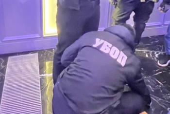 Фотография к новости: Угрожали насилием: подозреваемых в вымогательстве задержали в ЗКО