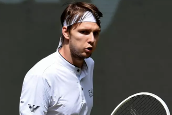 Фотография к новости: Александр Бублик одержал победу над россиянином на турнире в Санкт-Петербурге