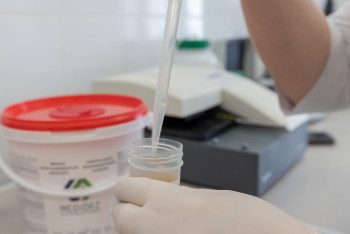 Фотография к новости: Как костанайские аутрич-работники помогают живущим с ВИЧ