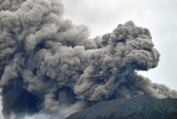 Извержение вулкана в Индонезии: погибли 11 человек