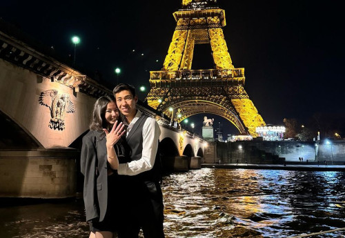 Фотография к новости: Футболист "Кайрата" сделал предложение возлюбленной в Париже