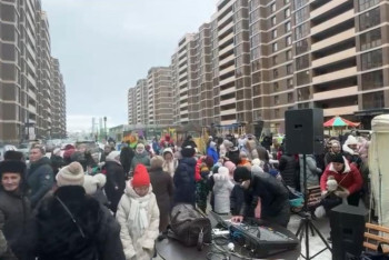 Астанчане устроили концерт и пляски в честь газификации их ЖК