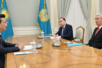 Фотография к новости: Касым-Жомарт Токаев принял посла Китая в Казахстане Чжан Сяо