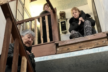 Фотография к новости: Лестница рухнула в жилом доме в Актобе