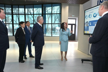 Фотография к новости: Президент посетил филиал Heriot-Watt University в Актобе