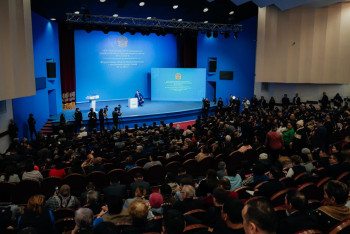 На вопросы об обеспечении теплом и водой ответил аким области Абай