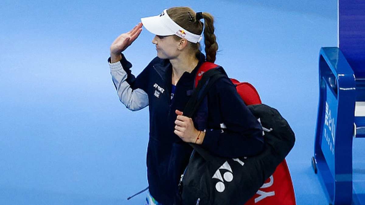 instagram.com/lenarybakina