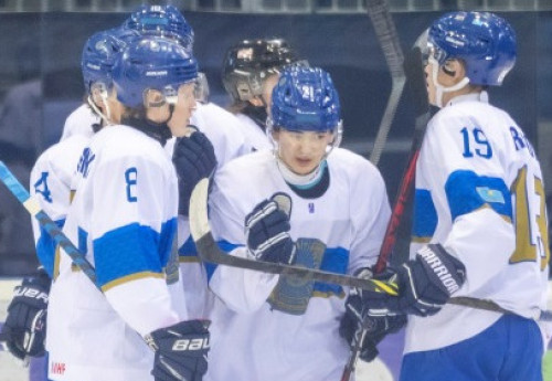 Фотография к новости: Cумасшедшей перестрелкой завершил Казахстан молодёжный ЧМ-2024 по хоккею