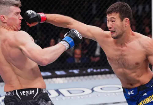 Фотография к новости: Шавкат Рахмонов получил гонорар меньше, чем его побитый оппонент Томпсон