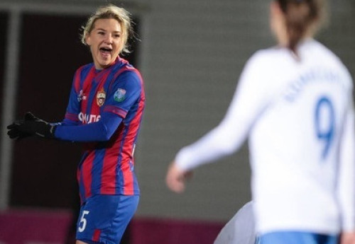 Фотография к новости: Капитан сборной Казахстана вошла в список лучших футболисток года