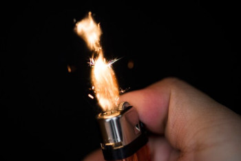 Фотография к новости: Пьяный мужчина поджог чужое авто в Темиртау