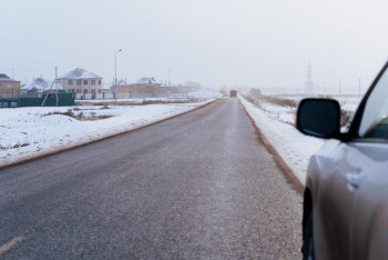 Фотография к новости: В трёх областях Казахстана ограничили движение транспорта