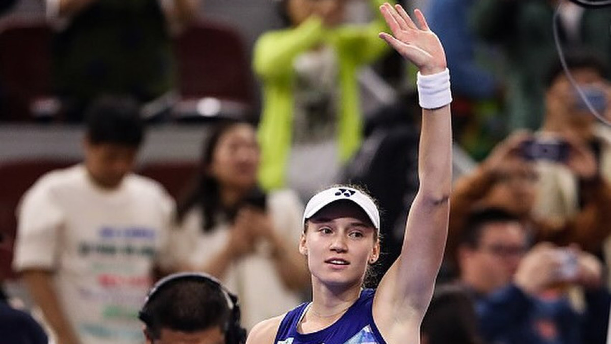 instagram.com/lenarybakina