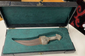 Кинжал казахского палуана Кажымукана Мунайтпасулы передали в Нацмузей