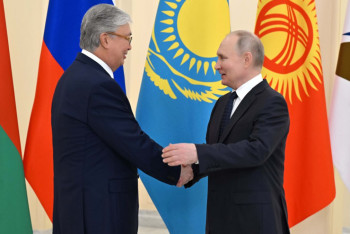 Фотография к новости: Касым-Жомарт Токаев встретился с Владимиром Путиным в Санкт-Петербурге