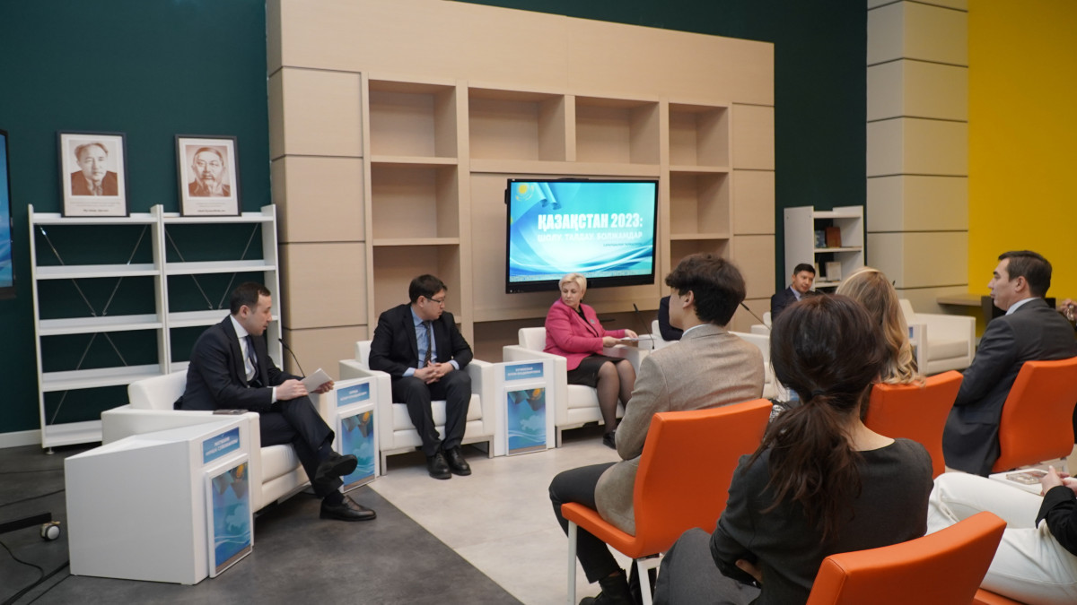 Итоги уходящего года подвели эксперты в Астане