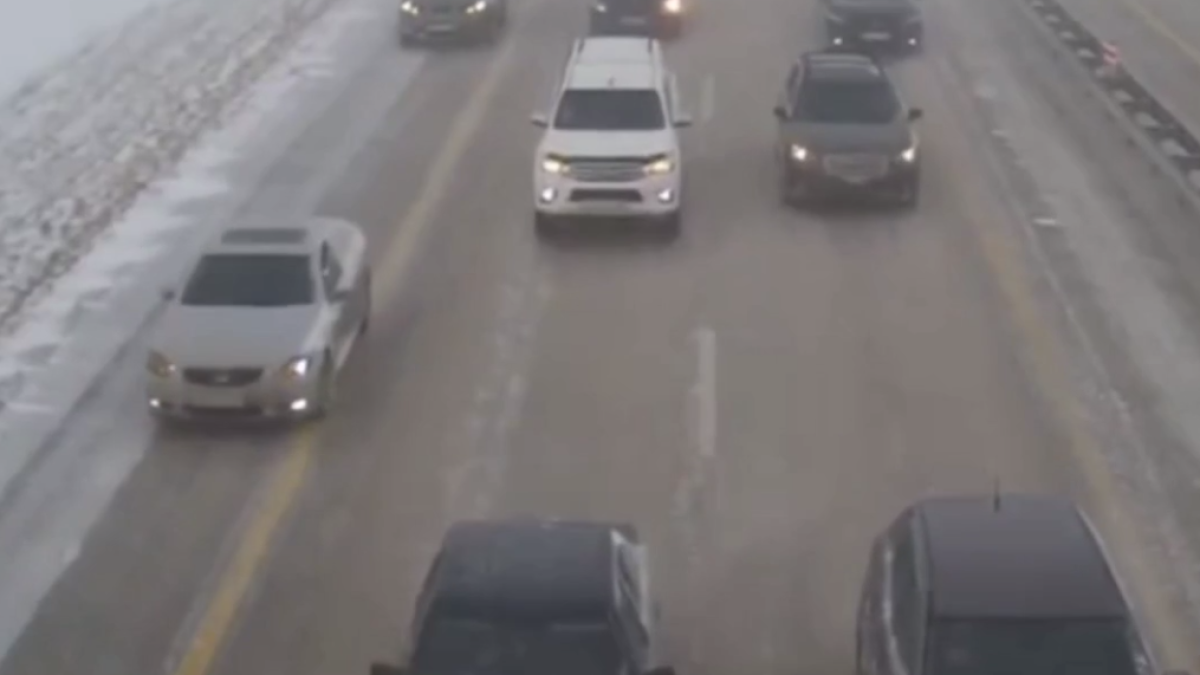 скриншот с видео