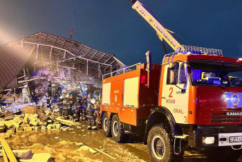 Фотография к новости: Взрыв газа в Уральске: под завалами найдены тела двоих человек