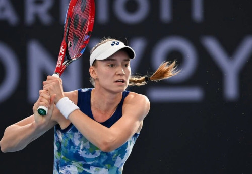 Фотография к новости: Елена Рыбакина добилась уникального достижения в финале против Соболенко