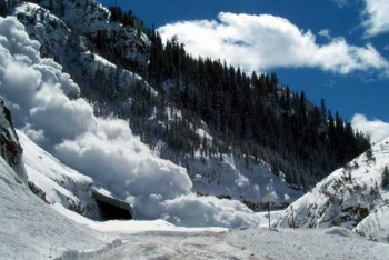 Об опасности схода лавин предупреждают жителей ВКО