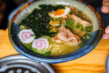 Казахстан снял запрет на ввоз и продажу лапши быстрого приготовления