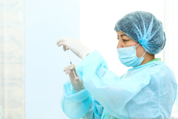 Фотография к новости: Вакцинация против вируса папилломы: лучшую вакцину обещает закупить Минздрав