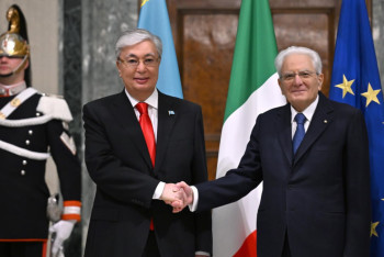 Фотография к новости: Токаев пригласил президента Италии посетить Казахстан