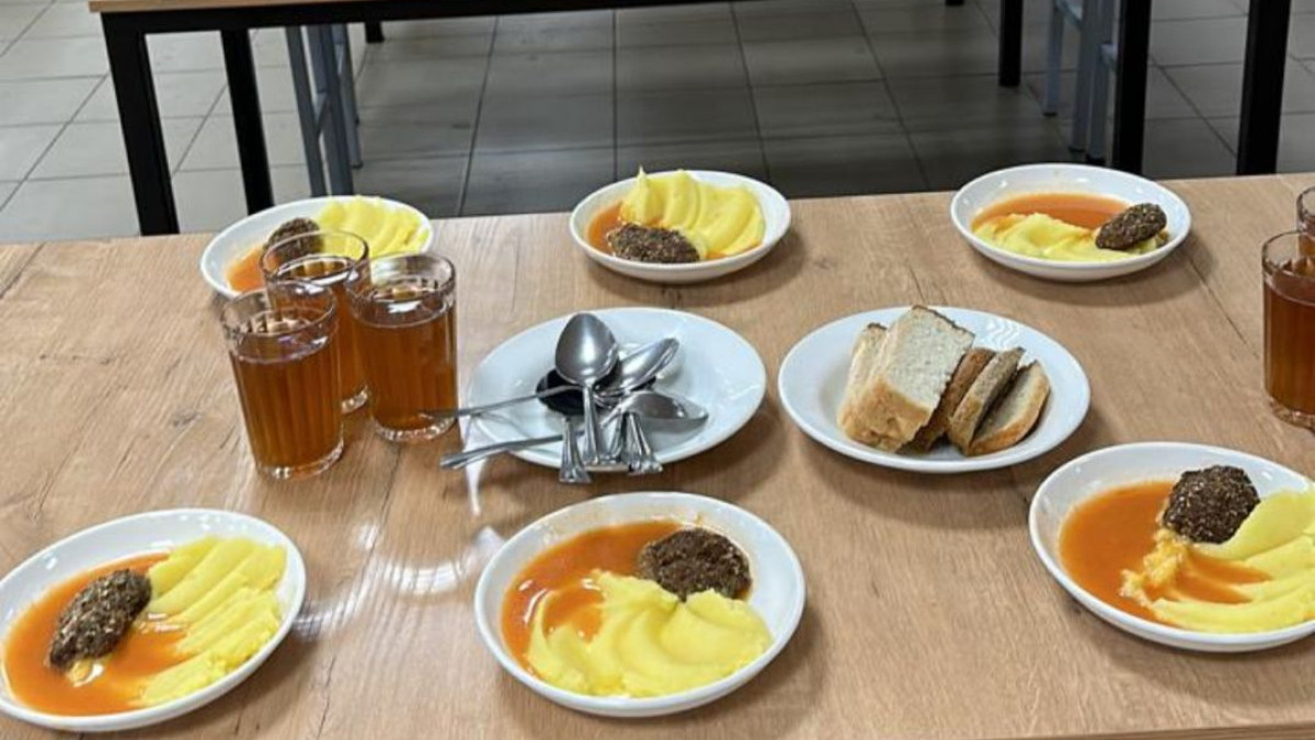 Анастасии Захаренковой.
