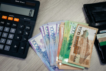 Сколько пенсионных накоплений потратили казахстанцы на приобретение жилья и лечение