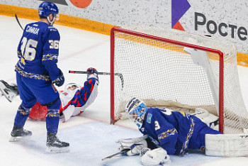 Фотография к новости: "Барыс" проиграл московскому ЦСКА домашний матч