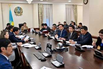 Фотография к новости: Дуйсенова: Строительство социальных объектов - на особом контроле