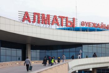 Фотография к новости: Аэропорт Алматы работает в штатном режиме