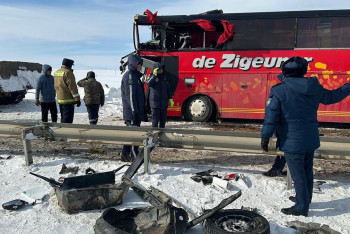 Фотография к новости: 25 человек пострадали в массовом ДТП в Жамбылской области