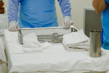 Фотография к новости: Женщина и подросток едва не скончались после укола антибиотика в СКО