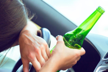 Фотография к новости: Пьяную автоледи без прав задержали в Астане