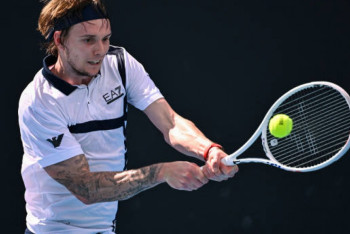 Александр Бублик вышел в полуфинал турнира АТР 250