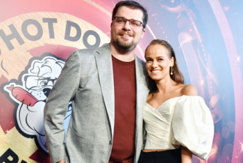 Гарик Харламов признался тарологу, что расстался с девушкой