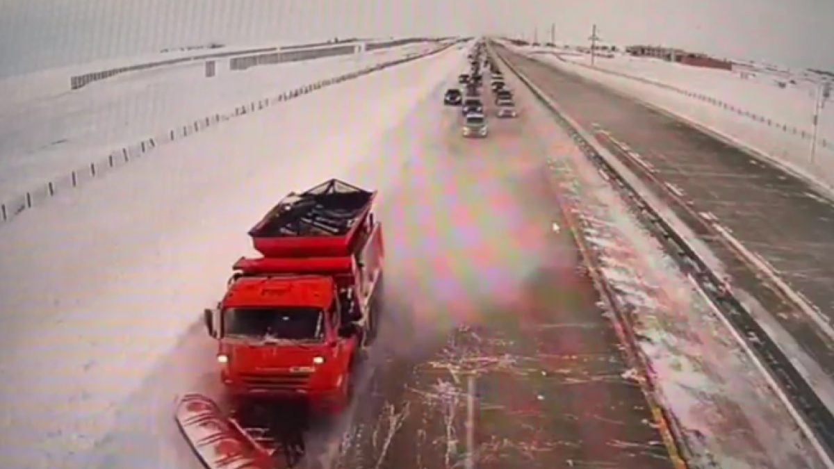 скриншот с видео