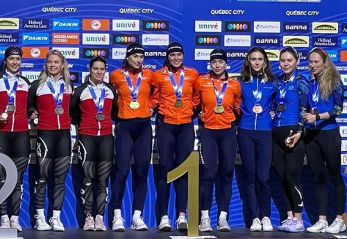 Фотография к новости: Исторический результат показали казахстанки на Кубке мира по конькобежному спорту