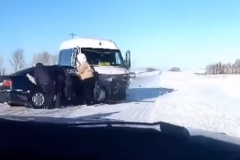 Фотография к новости: Школьники попали в смертельное ДТП на трассе в Акмолинской области
