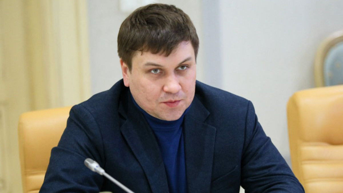 Олжас Бектенов олицетворяет человека новой формации - политолог