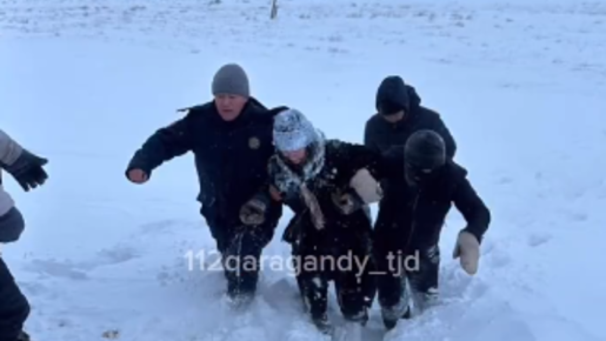 Женщина с ребёнком пропали во время бурана в Карагандинской области