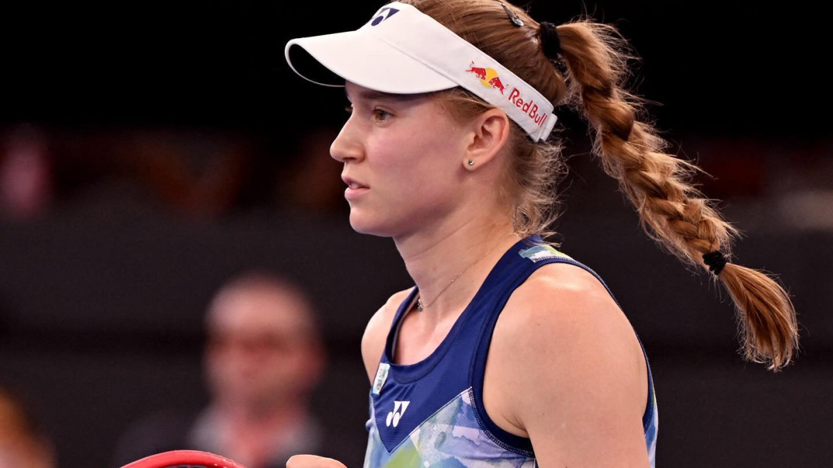 instagram.com/lenarybakina