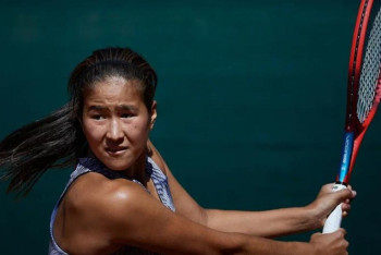 Разгромом закончился матч Куламбаевой за выход в финал турнира в Индии